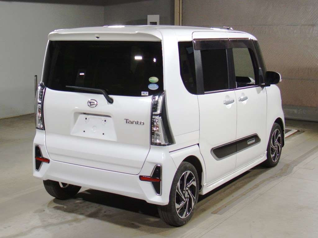 2021 Daihatsu Tanto Custom LA650S[1]