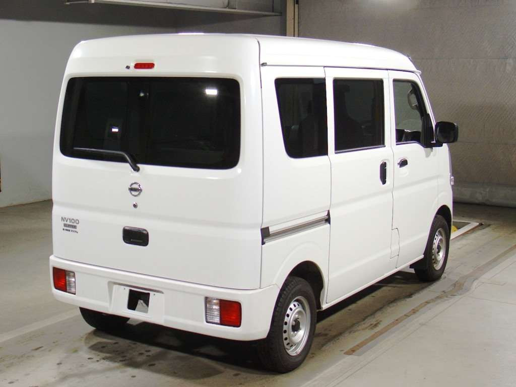 2023 Nissan NV100 Clipper DR17V[1]