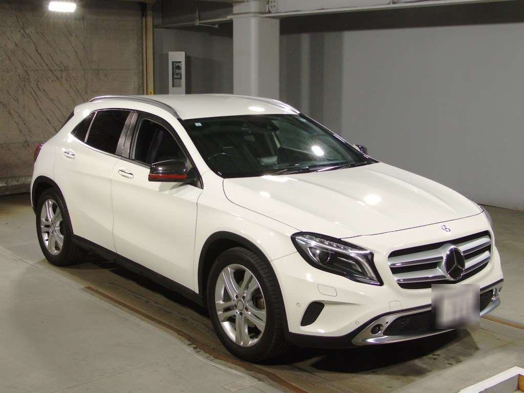 2015 Mercedes Benz GLA-Class 156942[2]