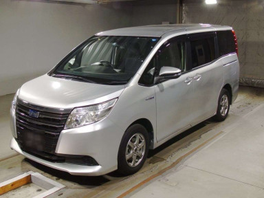 2015 Toyota Noah