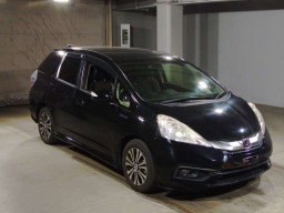 2013 Honda Fit Shuttle Hybrid