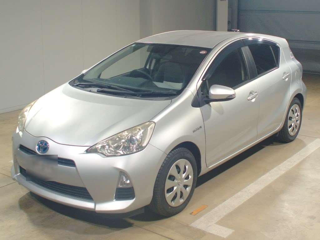 2014 Toyota Aqua NHP10[0]