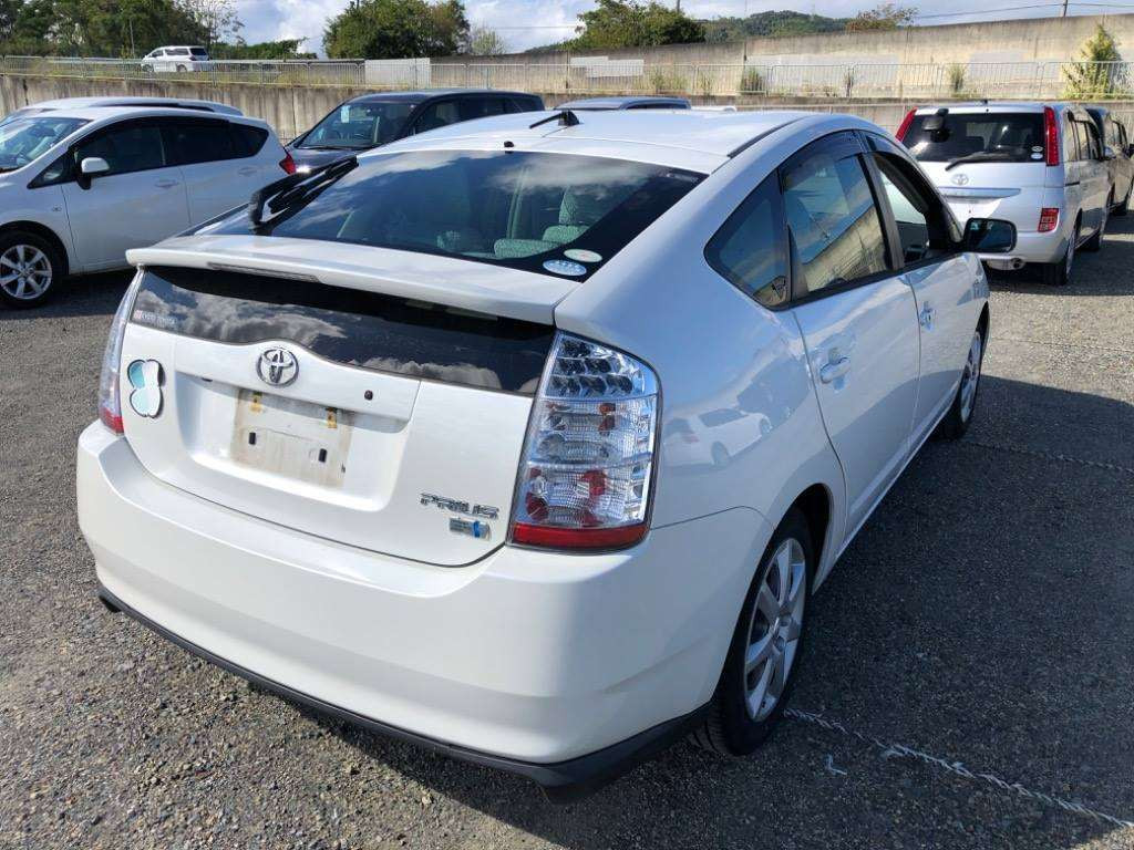 2006 Toyota Prius NHW20[1]