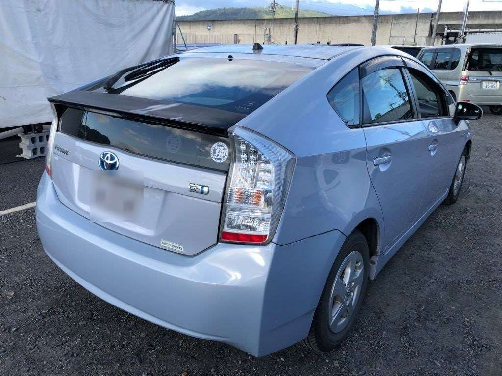 2009 Toyota Prius ZVW30[1]