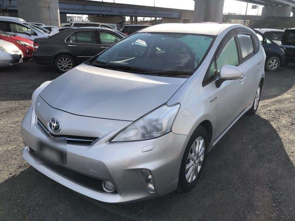 2012 Toyota Prius alpha ZVW41W[0]