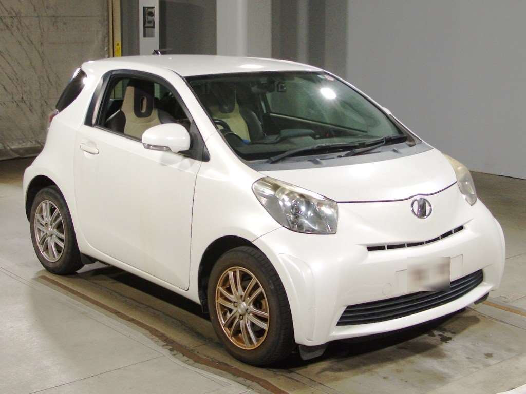 2009 Toyota iQ KGJ10[2]