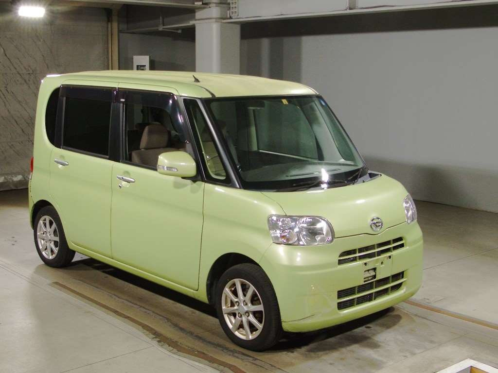 2011 Daihatsu Tanto L375S[2]