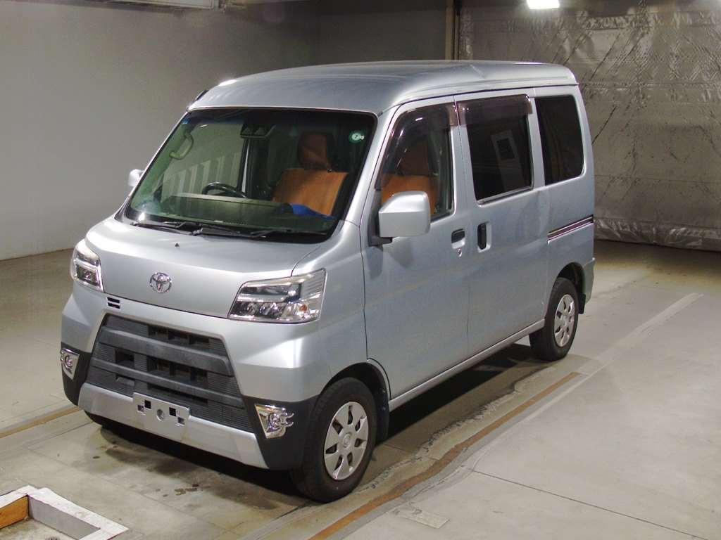 2018 Toyota Pixis Van S331M[0]