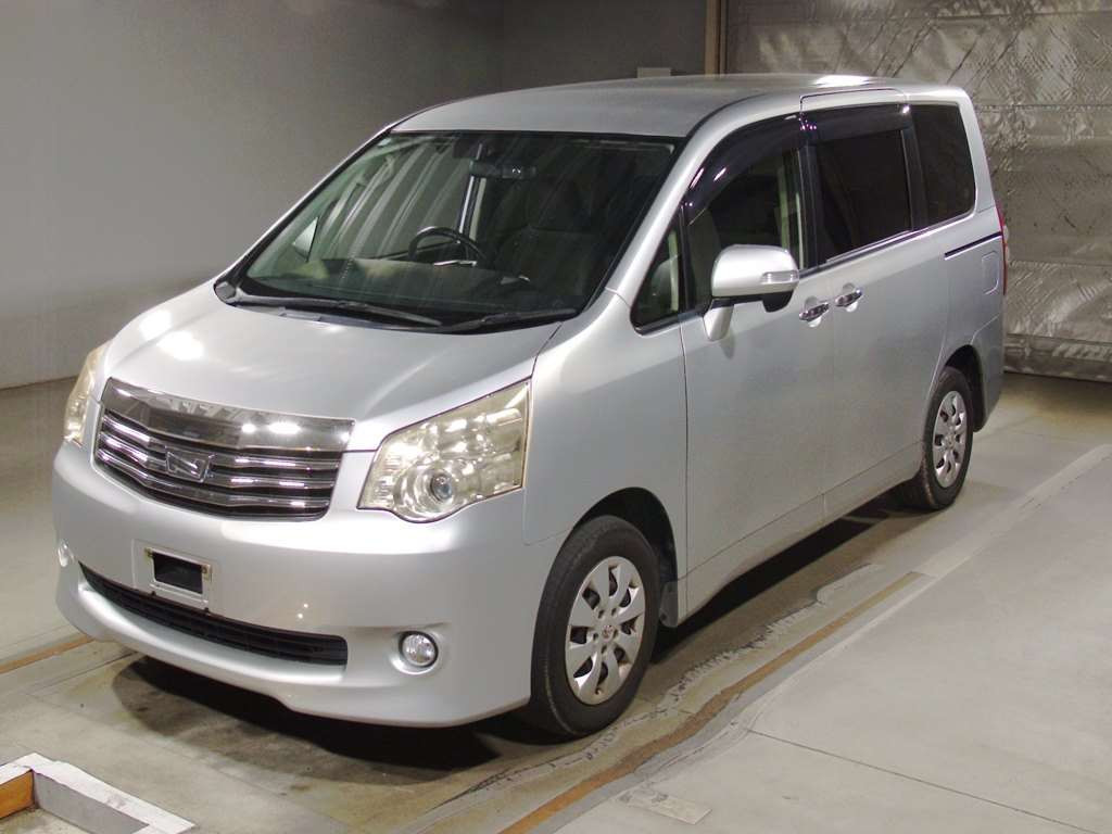 2012 Toyota Noah ZRR70G[0]