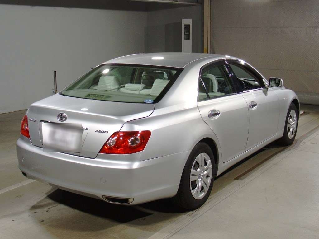 2005 Toyota Mark X GRX120[1]