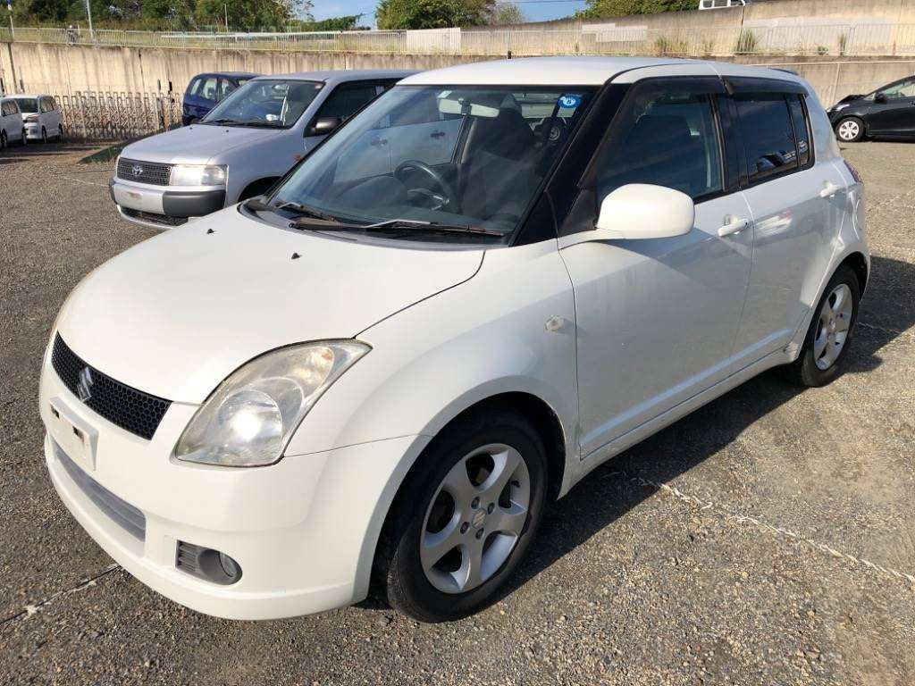 2005 Suzuki Swift ZC21S[0]