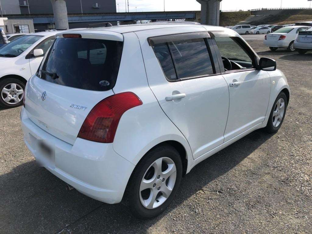 2005 Suzuki Swift ZC21S[1]