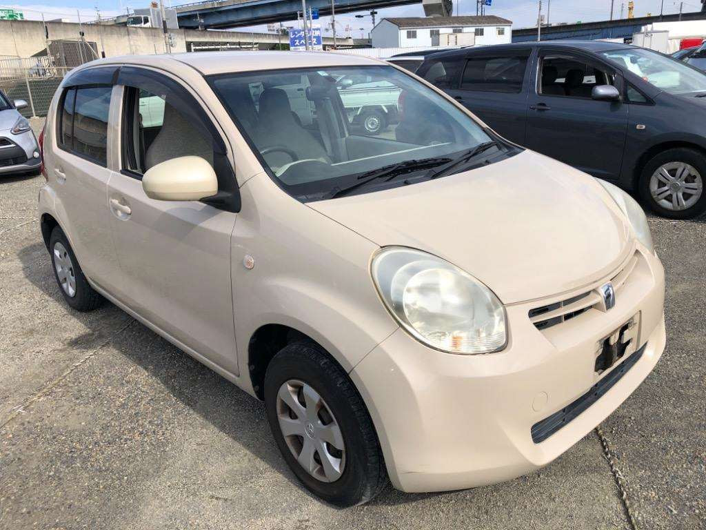 2011 Toyota Passo KGC30[2]