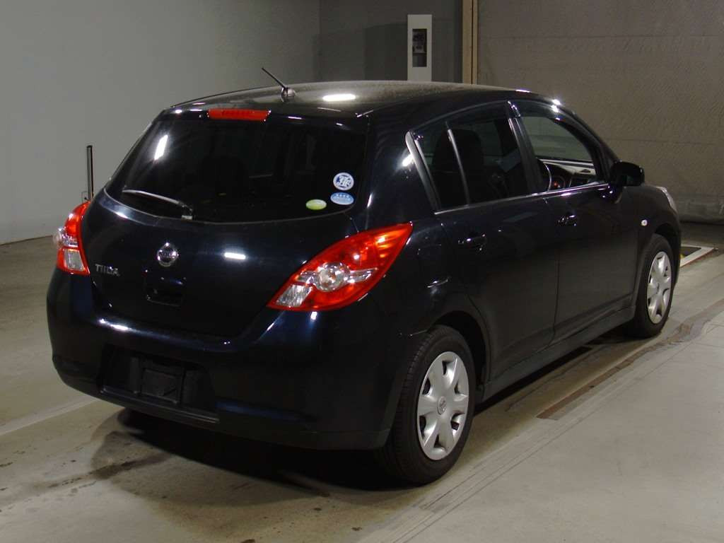 2011 Nissan Tiida C11[1]