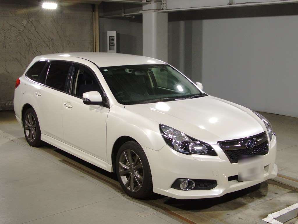 2014 Subaru Legacy Touring Wagon BRM[2]