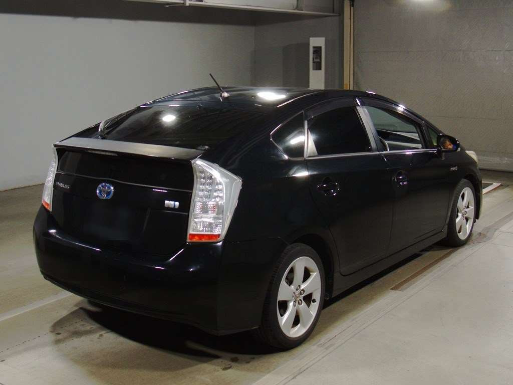 2011 Toyota Prius ZVW30[1]