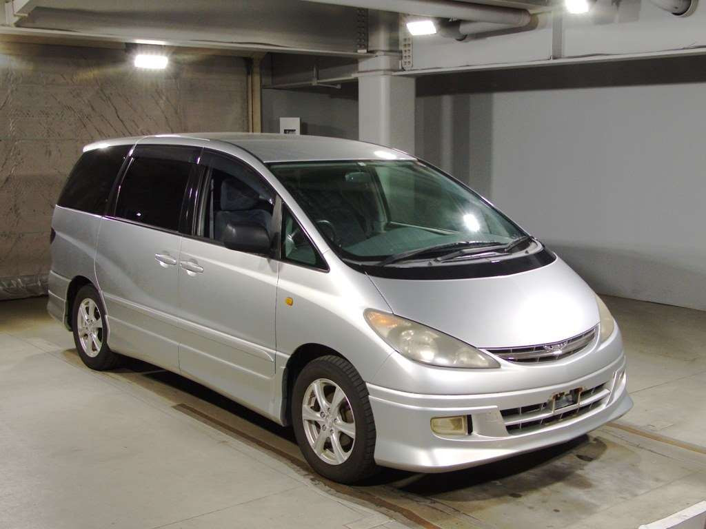 2000 Toyota Estima MCR30W[2]