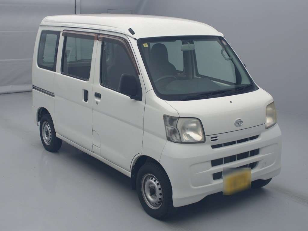 2017 Daihatsu Hijet Cargo S321V[2]