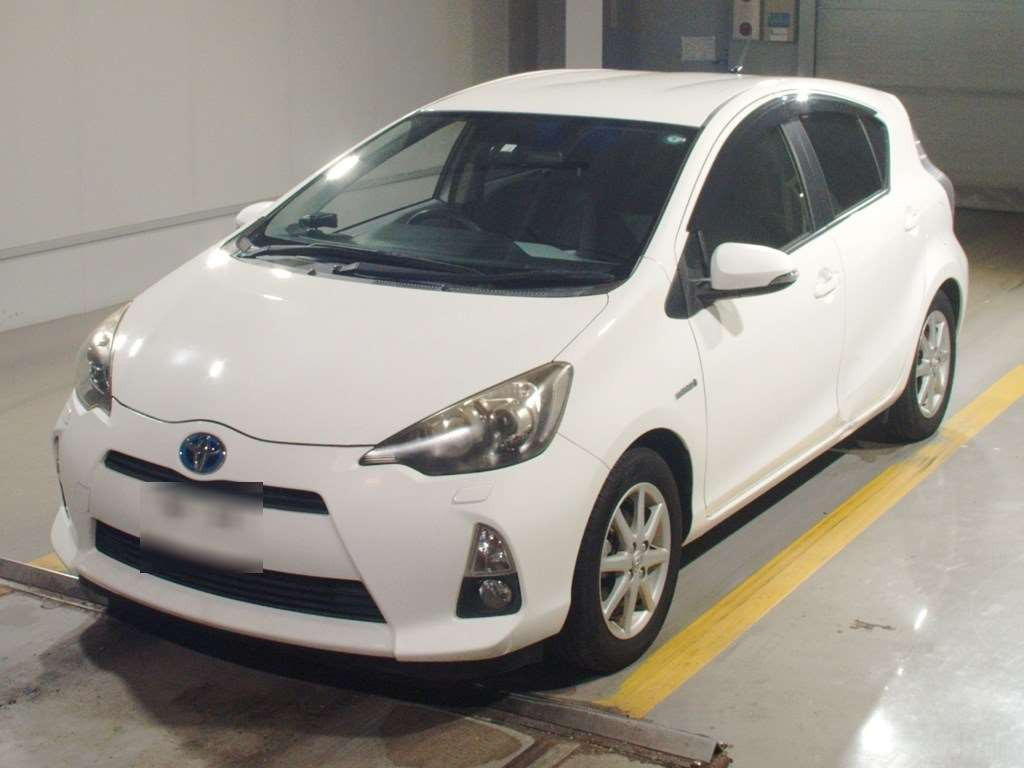 2012 Toyota Aqua NHP10[0]