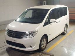 2015 Nissan Serena