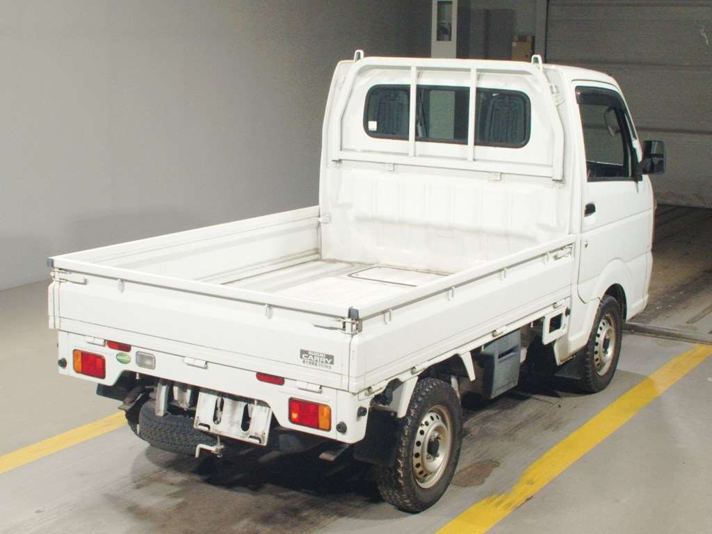 2015 Suzuki Carry Truck DA16T[1]