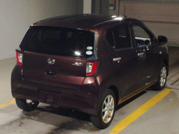 2017 Daihatsu Mira es