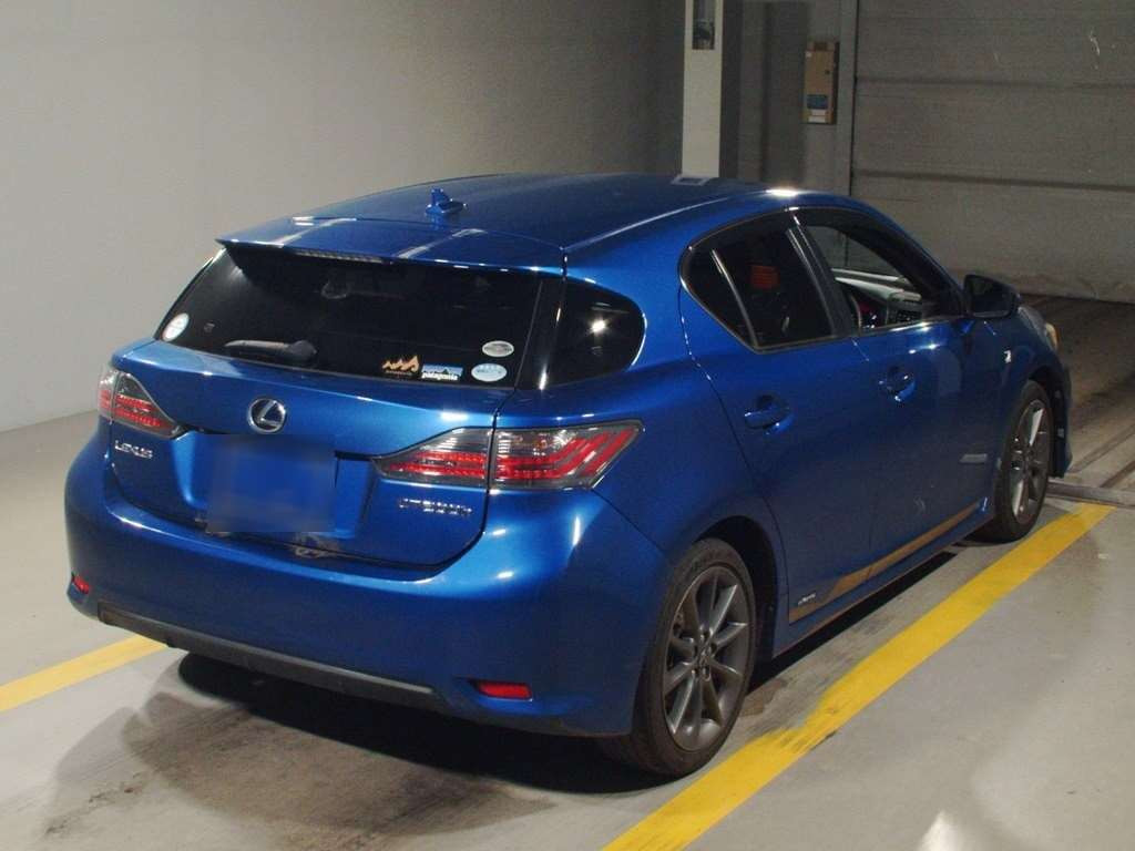 2011 Lexus CT ZWA10[1]