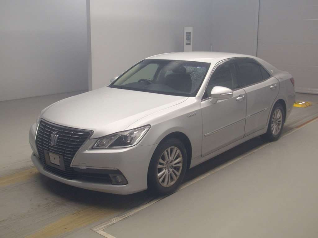 2013 Toyota Crown Hybrid AWS210[0]