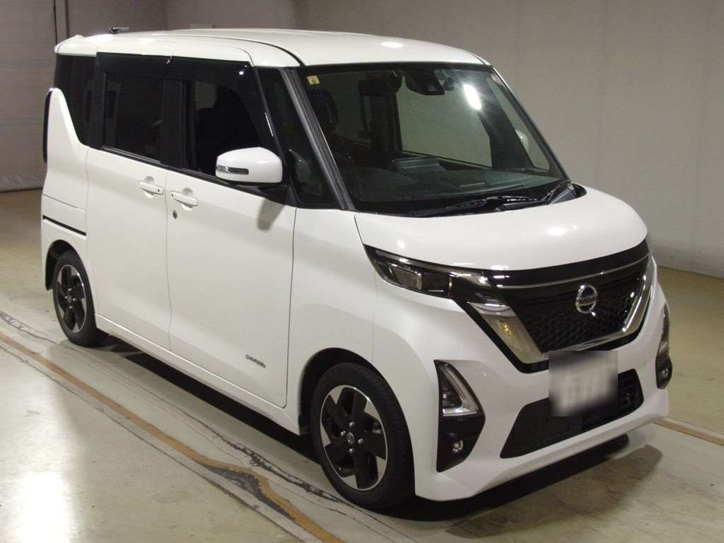 2020 Nissan Roox B44A[2]