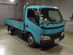 2006 Hino DUTRO