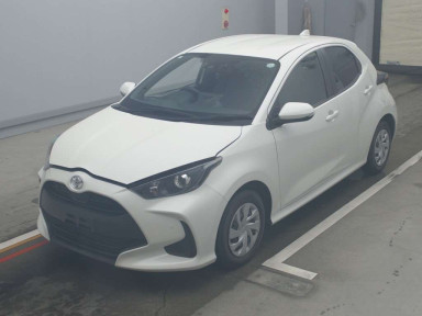 2021 Toyota YARIS