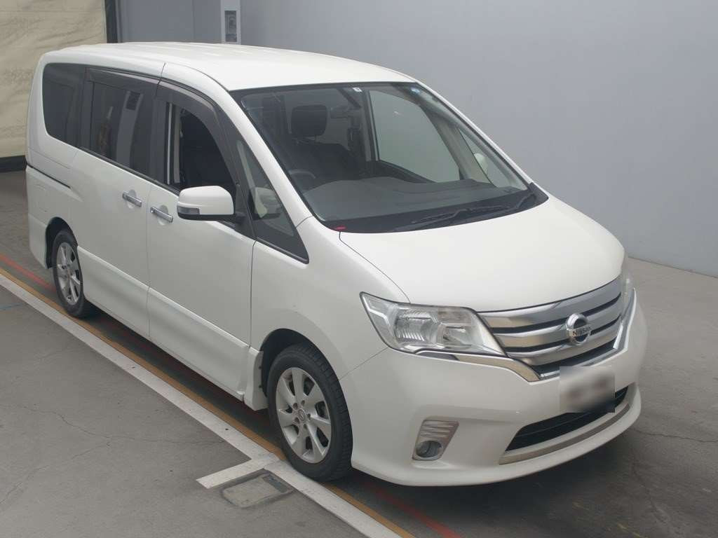 2011 Nissan Serena FC26[2]