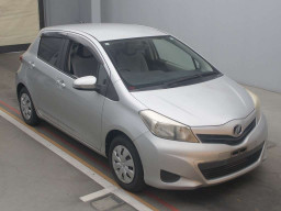 2011 Toyota Vitz