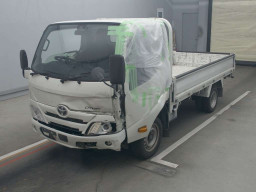 2022 Toyota Dyna Truck