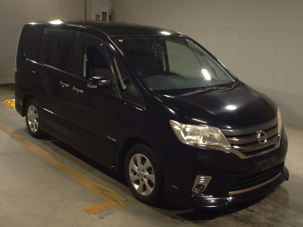 2013 Nissan Serena HFC26[2]