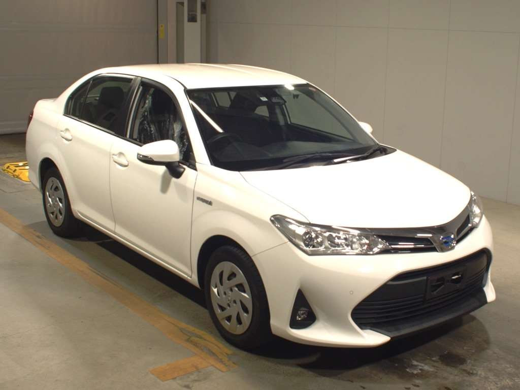 2019 Toyota Corolla Axio NKE165[2]