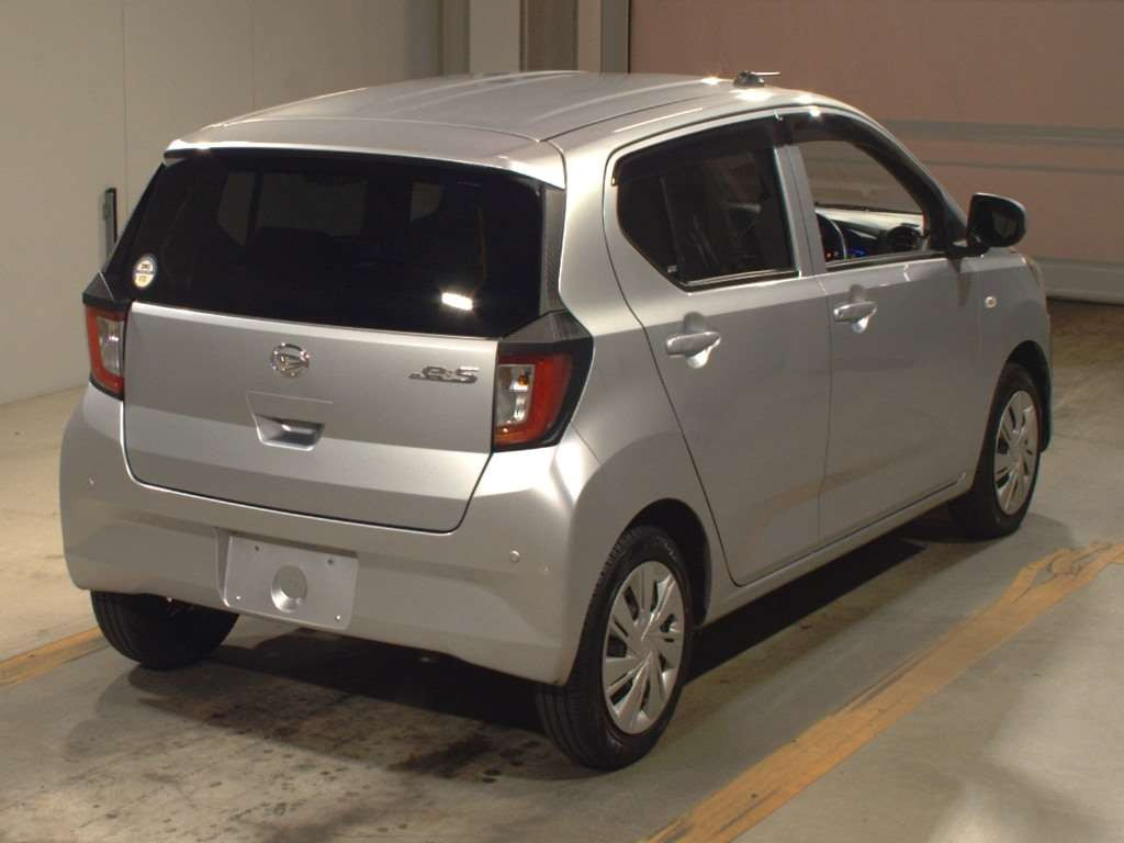 2021 Daihatsu Mira es LA350S[1]