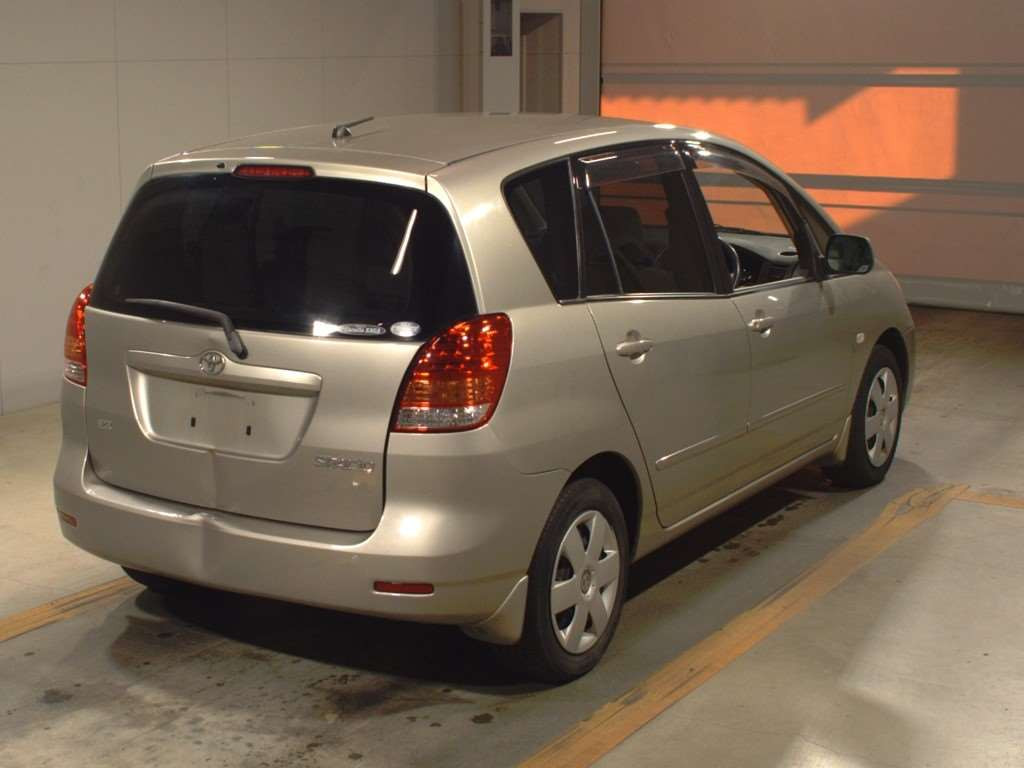 2003 Toyota Corolla Spacio NZE121N[1]