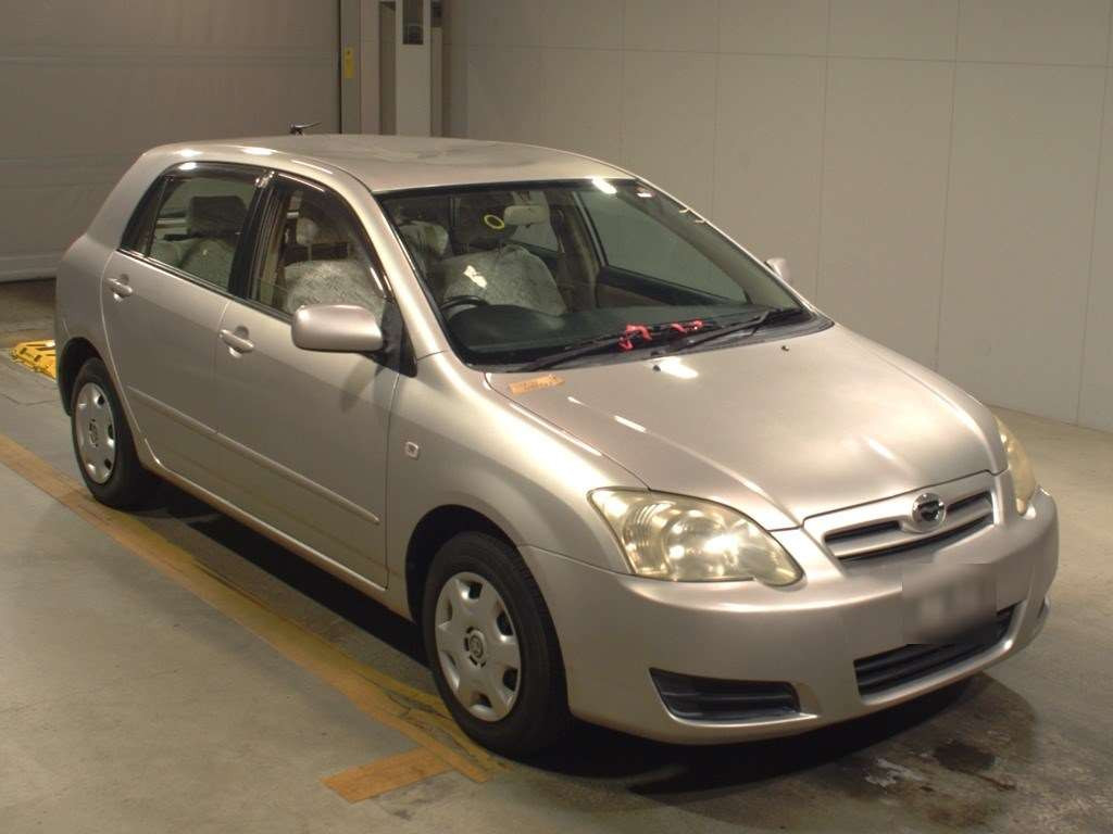 2004 Toyota Corolla Runx NZE121[2]