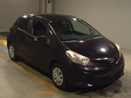 2013 Toyota Vitz