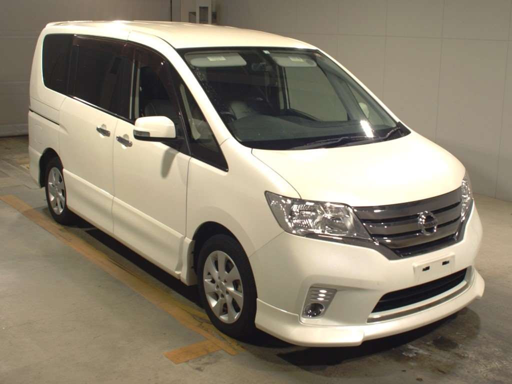 2012 Nissan Serena FC26[2]