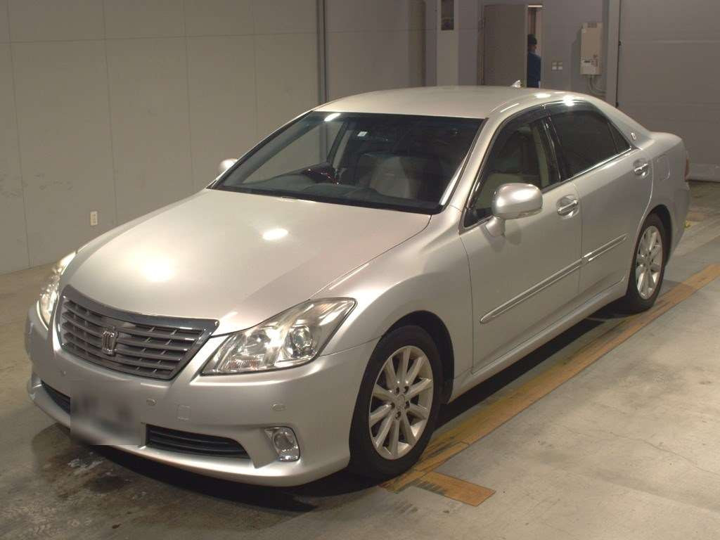 2012 Toyota Crown GRS202[0]