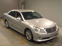 2012 Toyota Crown