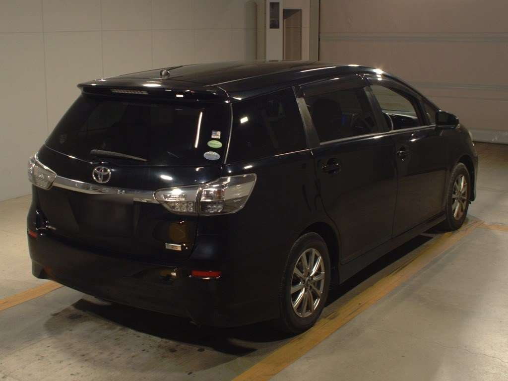 2013 Toyota Wish ZGE20G[1]