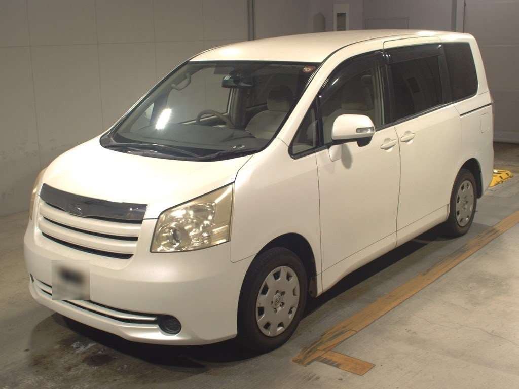 2007 Toyota Noah ZRR70G[0]