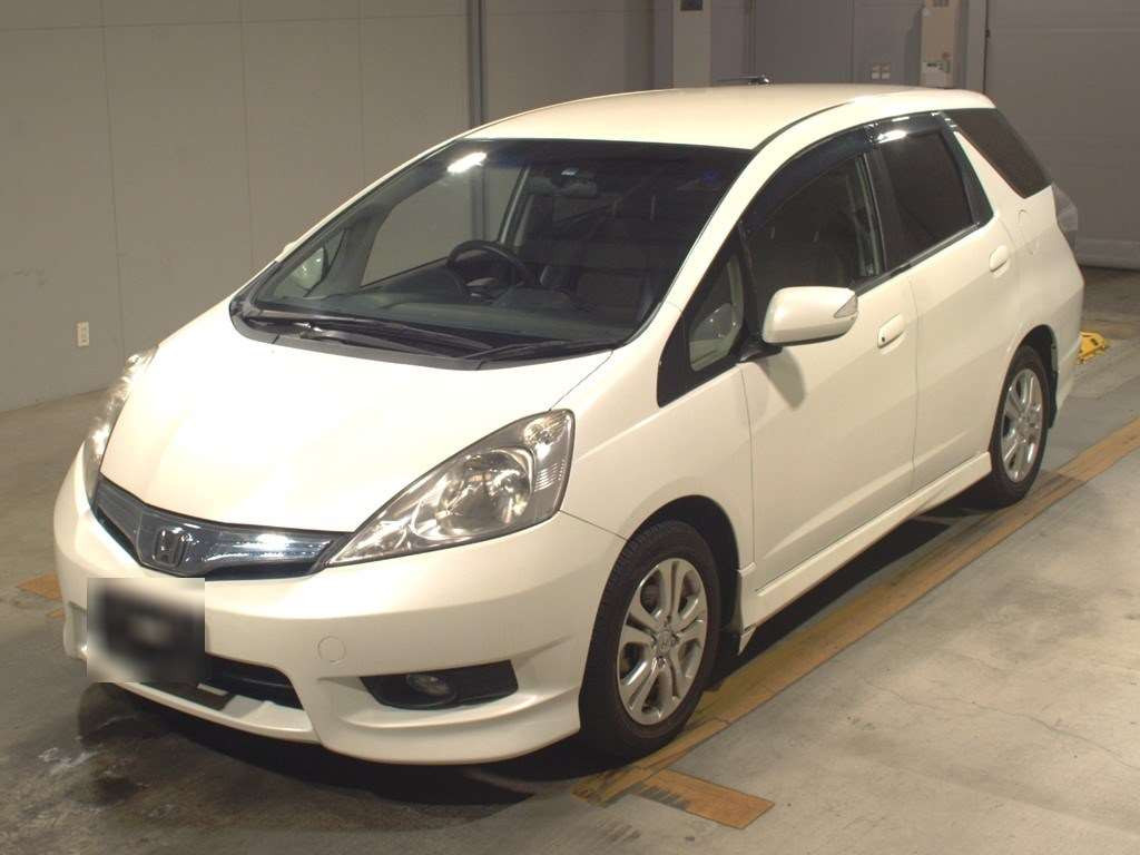 2011 Honda Fit Shuttle Hybrid GP2[0]