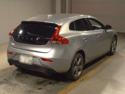 2013 Volvo V40