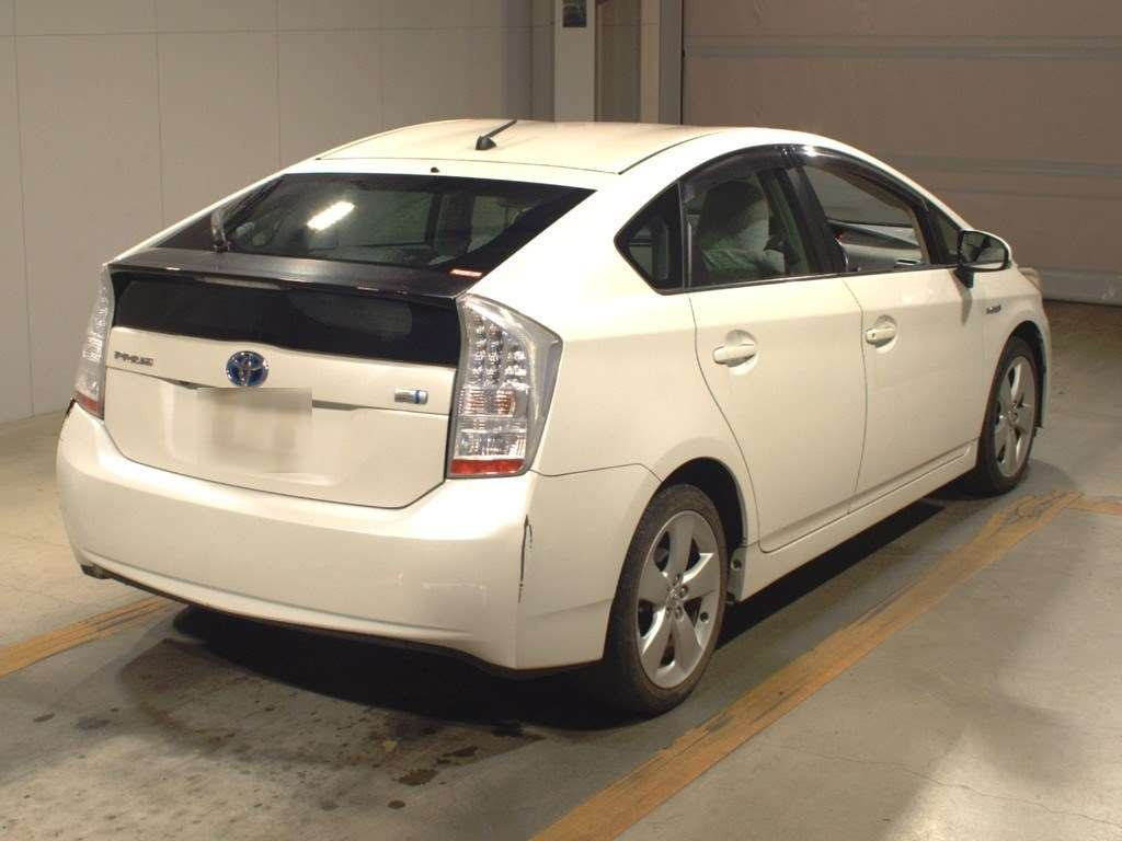 2011 Toyota Prius ZVW30[1]