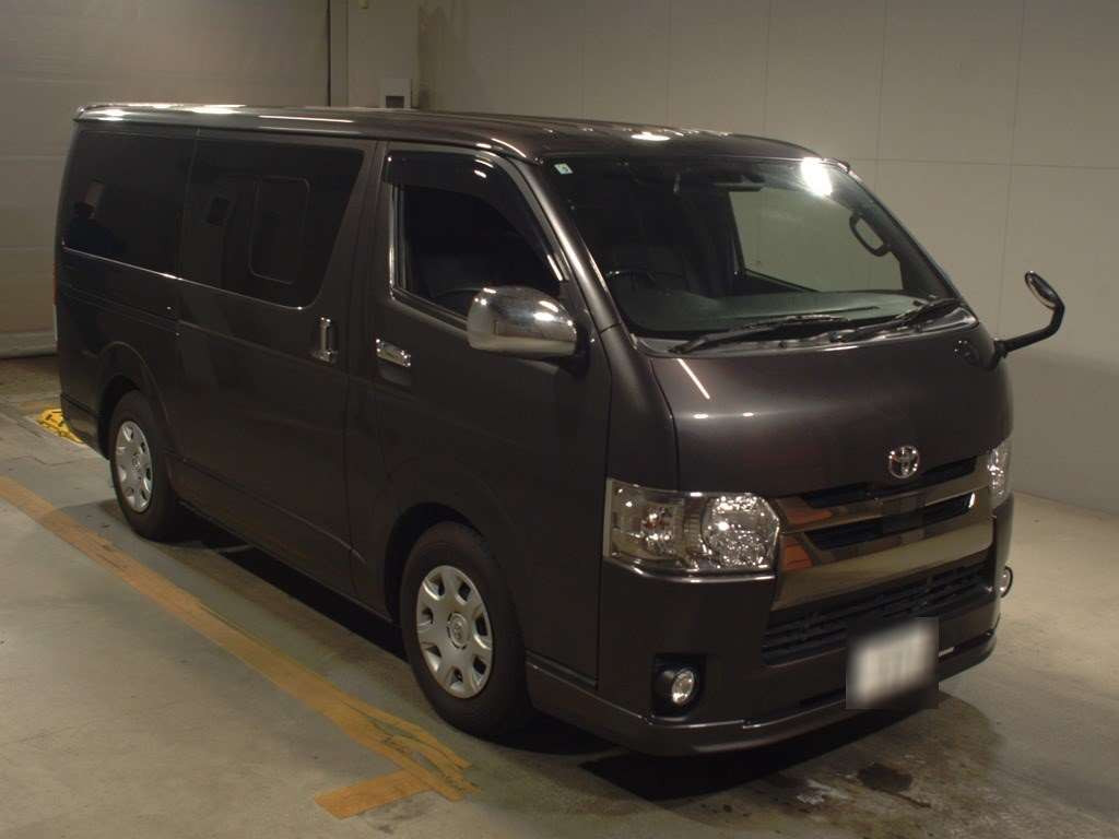 2019 Toyota Regiusace Van GDH201V[2]