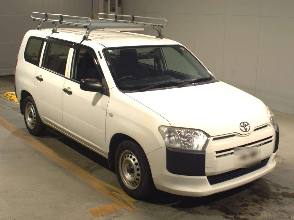 2015 Toyota Succeed NCP160V[2]